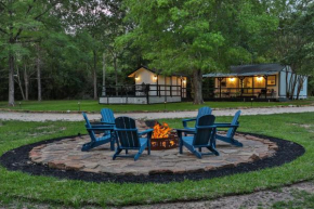 Charming Cottage on 7 acres with Pond